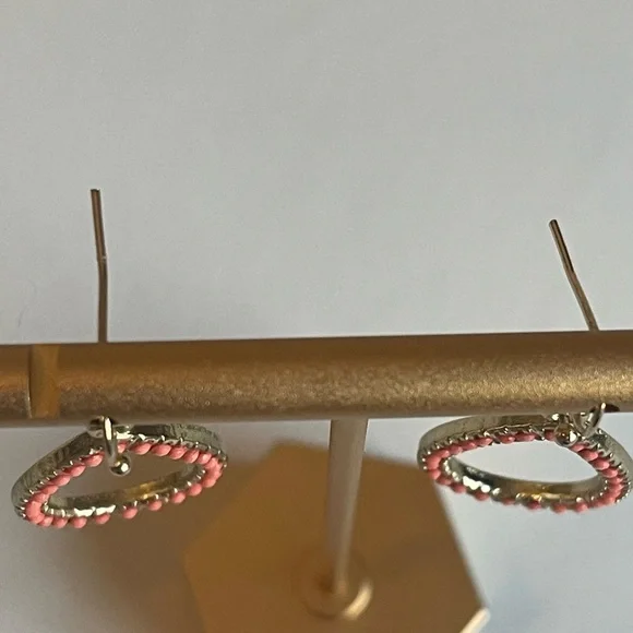 Elegant Gold and Coral beaded Teardrop Earrings - Picture 4 of 6